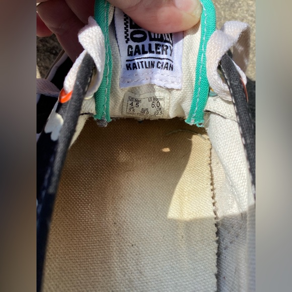 EUC Converse Chuck Taylors Kaitlin Chan grey with lime size 7 - Picture 6 of 6